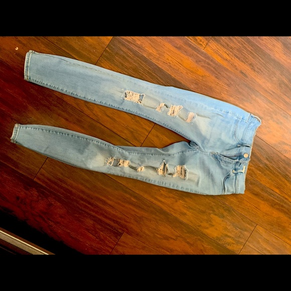 Jeans - Picture 1 of 3